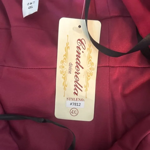 Elegant Burgundy Sleeveless Formal Long Dress - Picture 10 of 13